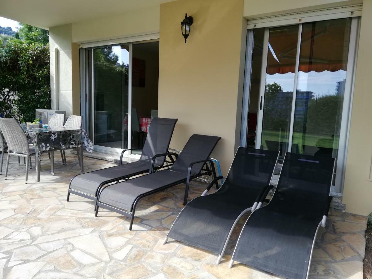 Appartement Le Belvedere โรกบรูน-กัป-มาร์แต็ง ภายนอก รูปภาพ